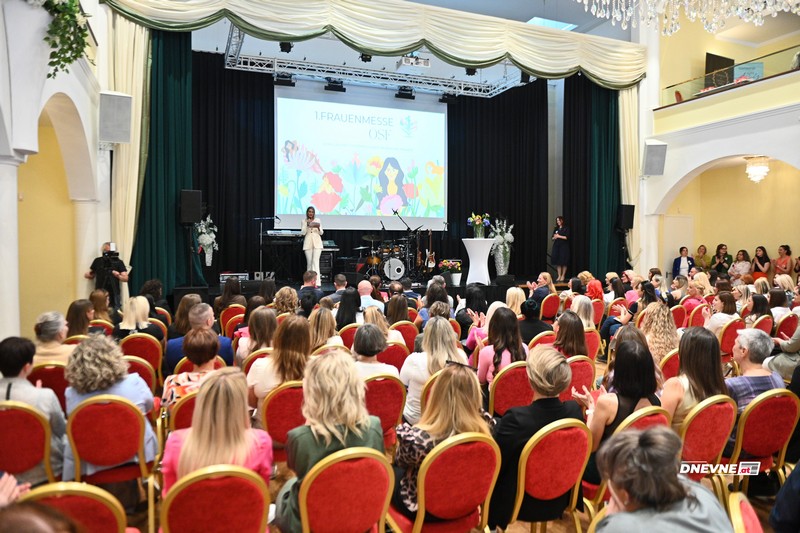 Održan 1. Ženski sajam, Predstavništvo Republike Srpske dalo podršku (FOTO)