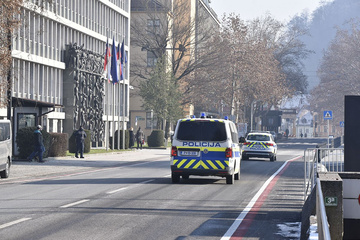 Drama u Sloveniji: Naoružani i maskirani specijalci upali u školu i uhapsili učiteljicu